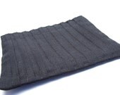 Pouch Black Pleated with velcro closure - Mavis