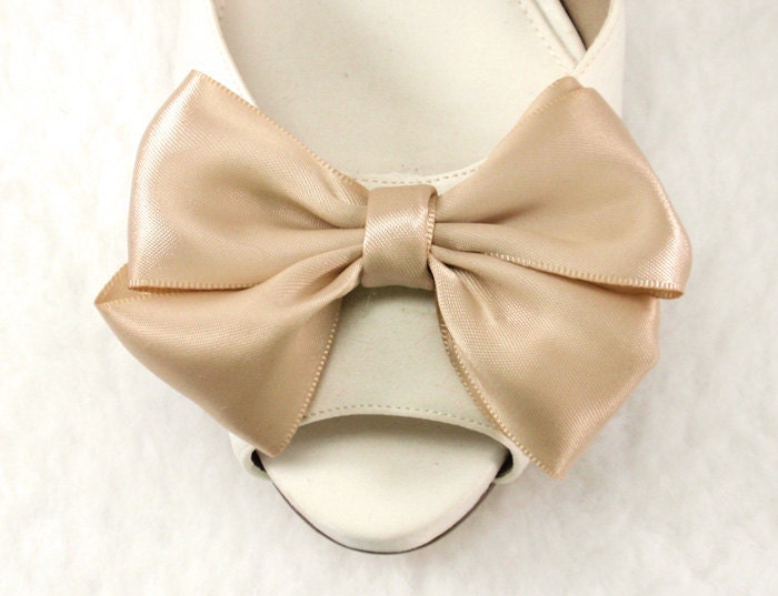 Couture Bridal Shoe Clips Gift Beige Bow Shoe clips for any occasions