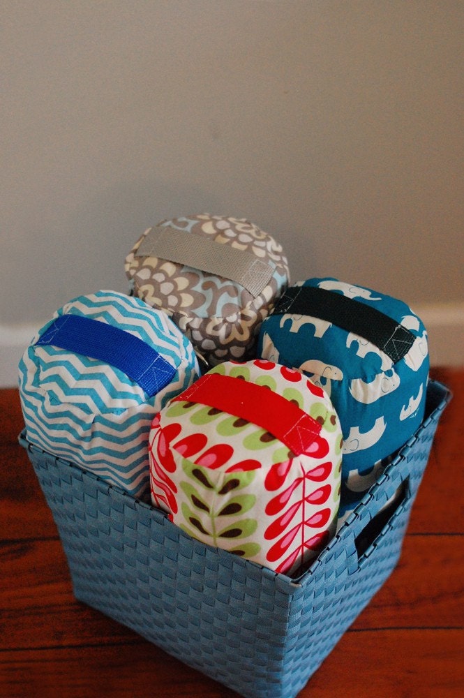 Pick Your Fabric - Baby Carrier Bag - Fits the ERGOBaby Carrier, Boba, Beco, BabyHawk, Kinderpack and more