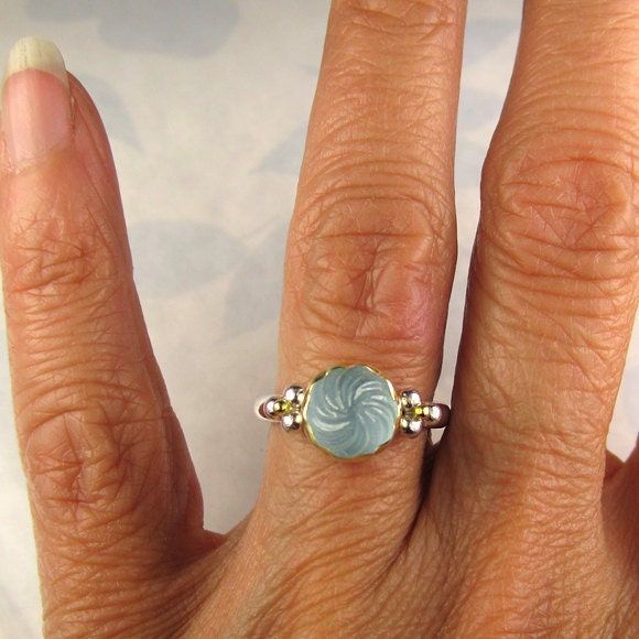 Carved Aquamarine Ring - 18k Gold and Sterling