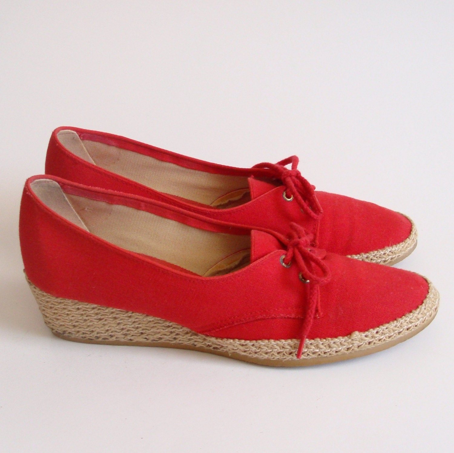size 8 Vtg Red Canvas Oxford Wedges. 70s. jute sole. lace up. super ...