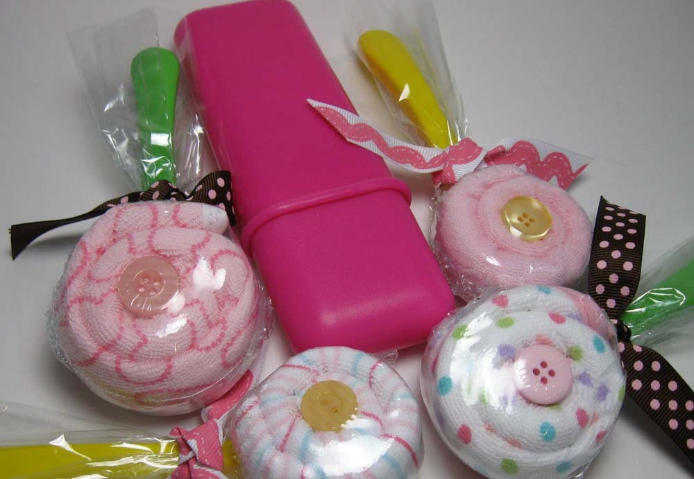 Feed Me Wash Me(TM) Washcloth, Bib and Utensil Set - Boy, Girl or Neutral