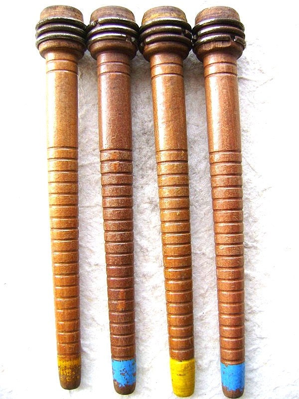 Vintage Japanese Wood Spindle  Spool Bobbin 2 Yellow 2 Blue Ends  (F38)