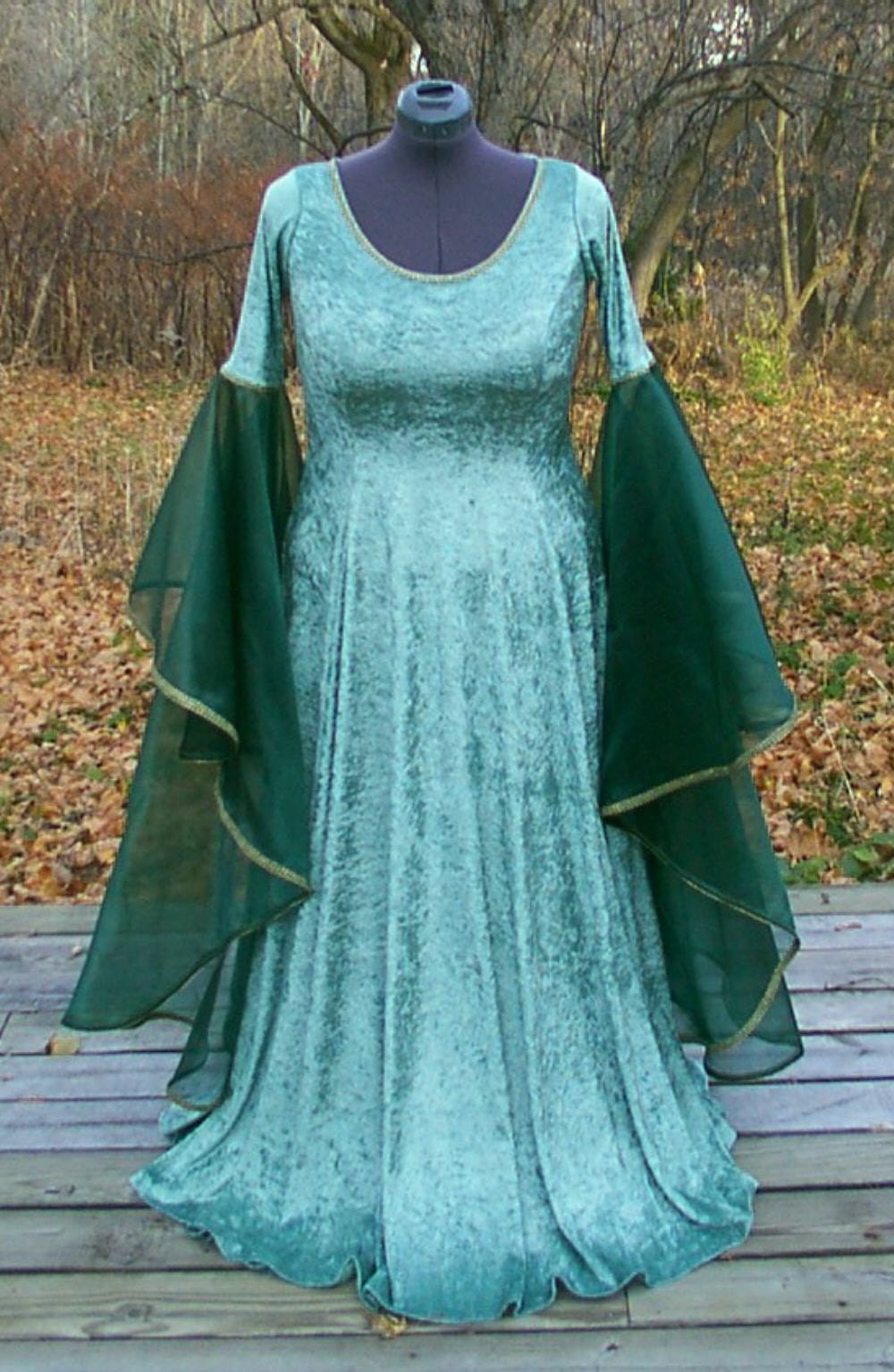 Arwen Lord of the RingsInspired Elven Gown in by