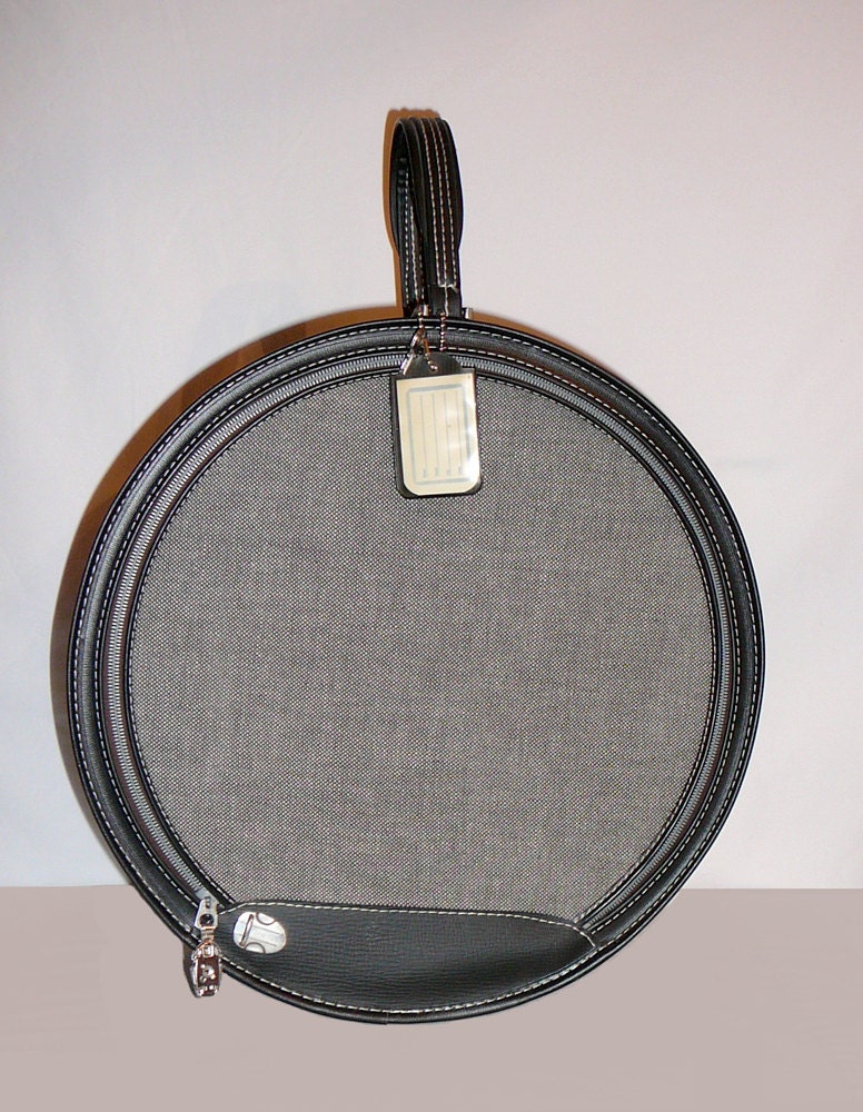 Vintage Atlantic Luggage Hat Box Round Grey by EvelynnsAlcove