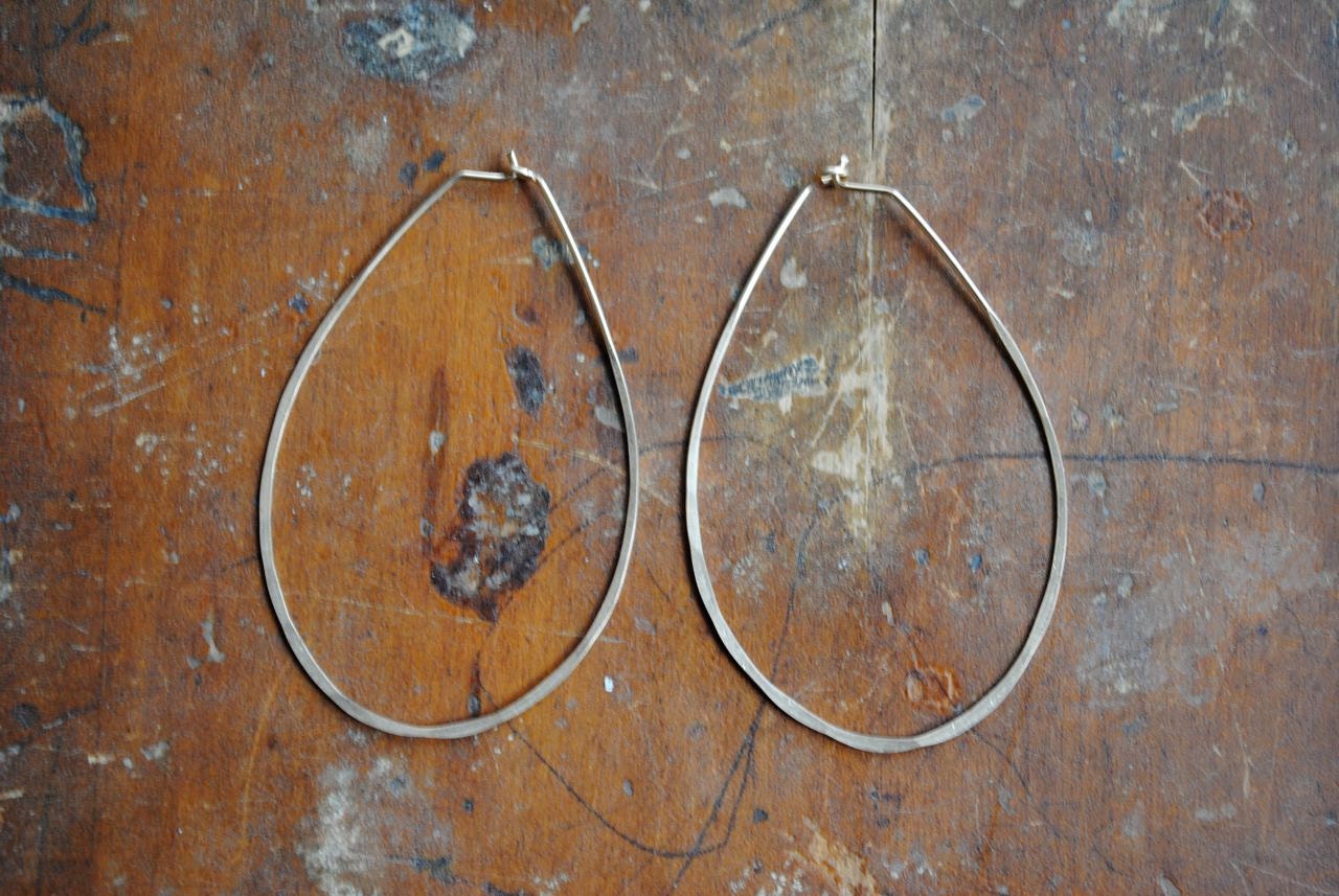 one at a time // large / 14k yellow gold filled oblong hammered hoops