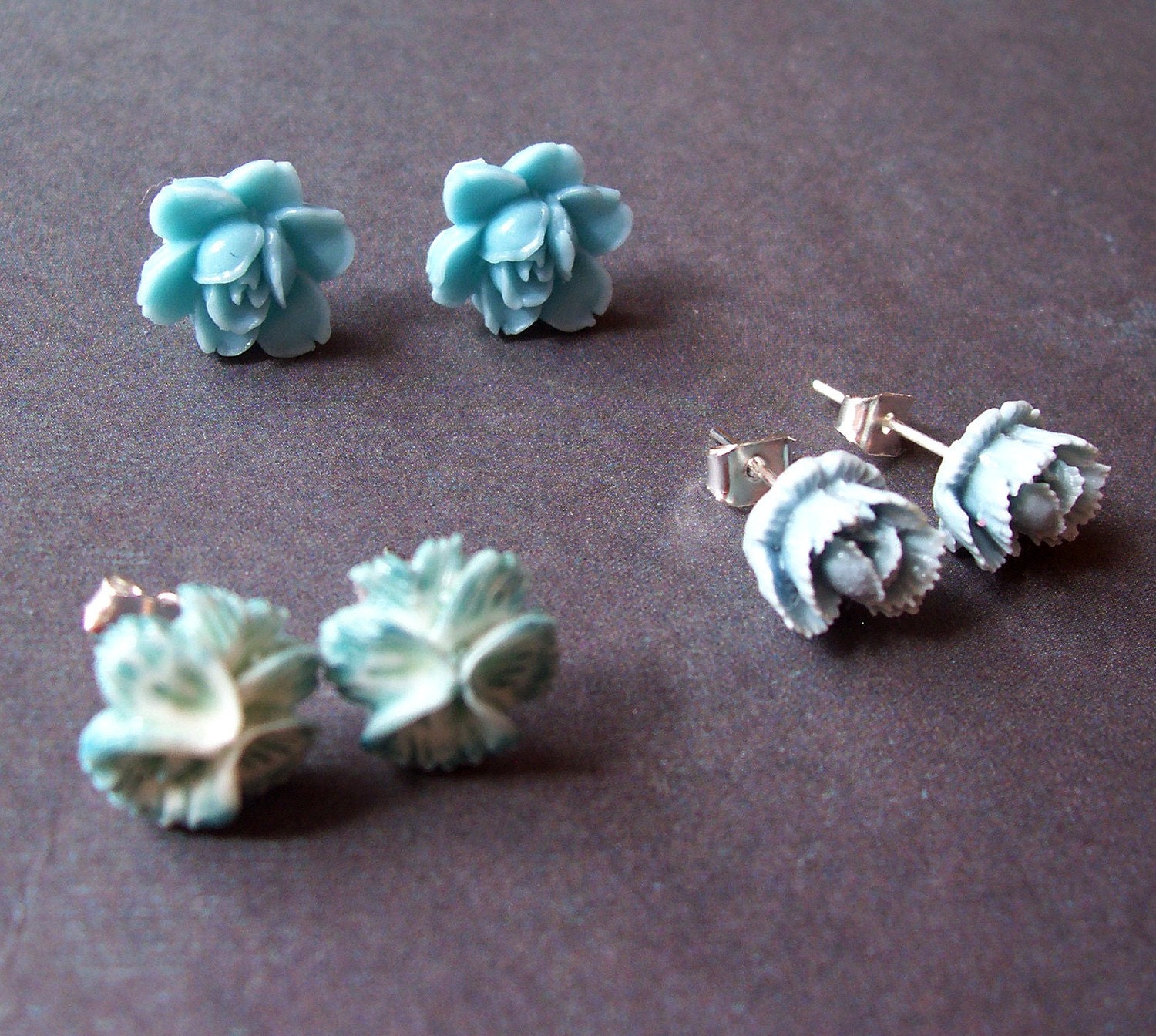 SALE Earring Set. Studs. Azure Skies. Vintage Cabochon. Flower. Jewellery by dspdavey on Etsy