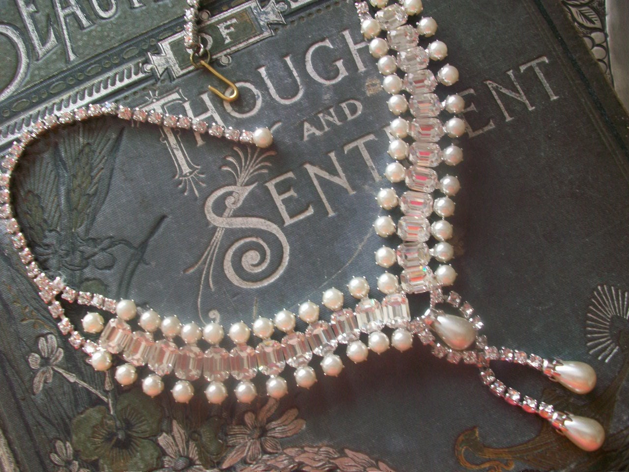 Stunning Vintage Rhinestone And Faux Pearl Wedding Necklace, Bride Necklace, Vintage Wedding Jewelry