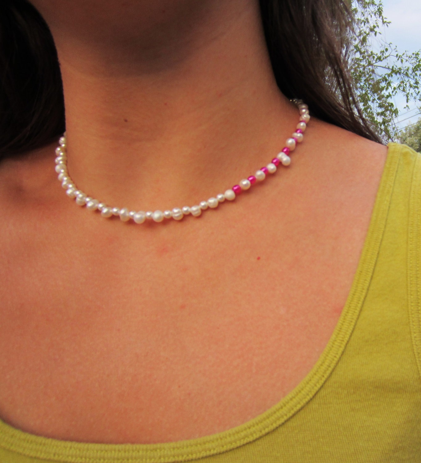 White pearl necklace. Genuine pearls, glass pearls, hot pink glass pearls. Perfect bridesmaid necklace.