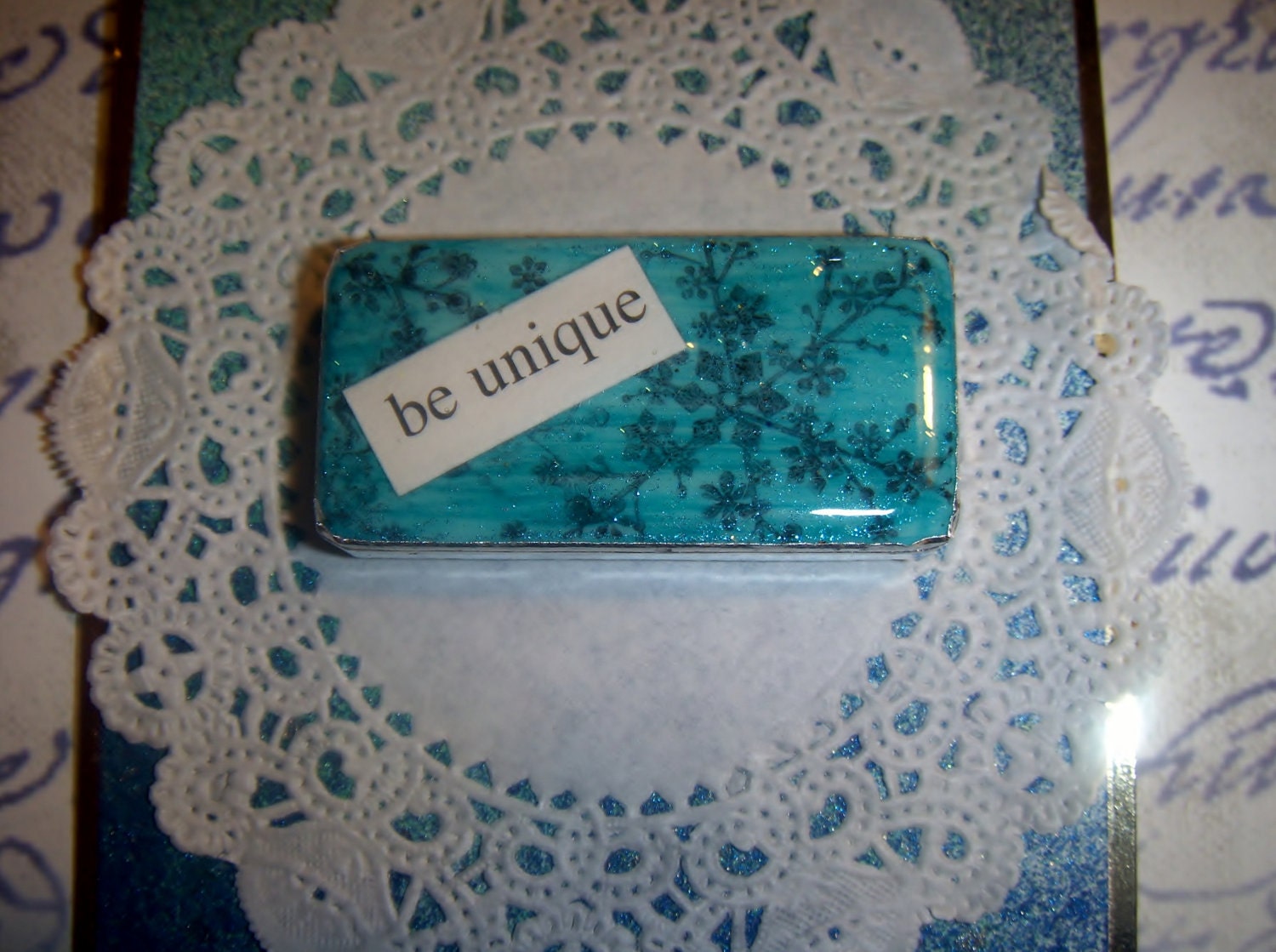 Glittery -- Be Unique -- Aqua Snowflake -- Upcycled Domino Magnet --