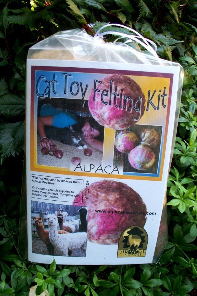Cat Toy Felting Kit, Wet Felting Technique, Alpaca Fiber, Alpaca Meadows