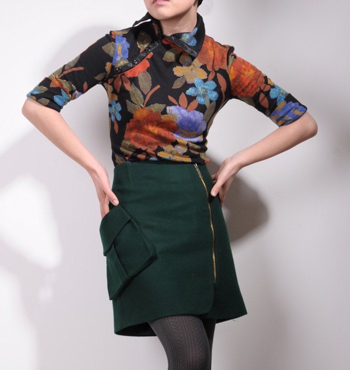Emerald Green Thick Wool Golden Zipper Pocket Pencil Skirt