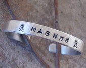 Boy's name bracelet - Girl's name bracelet - Hand stamped kids cuff - Aluminum kids cuff in your choice of size