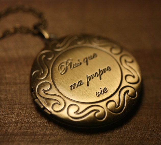 Locket, Round, Twilight, Breaking Dawn, Plus que ma propre vie, More than my own life, Antiqued Brass  - RENESMEE