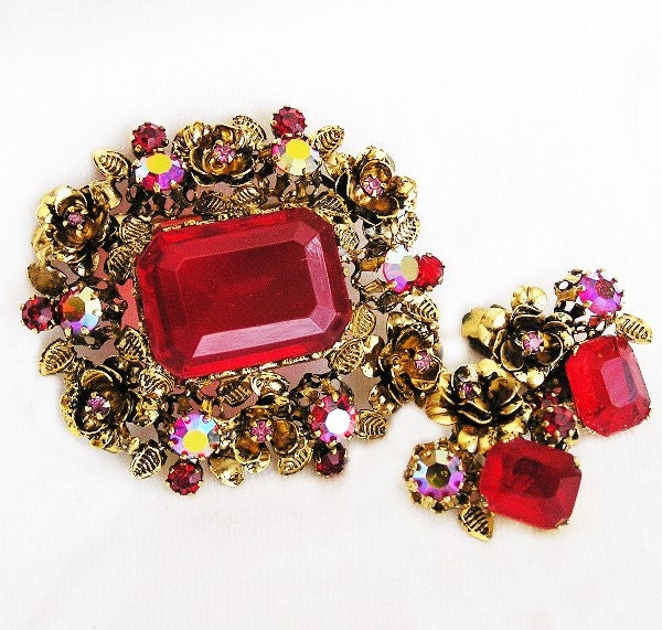 Austria Red Floral Demi Parure