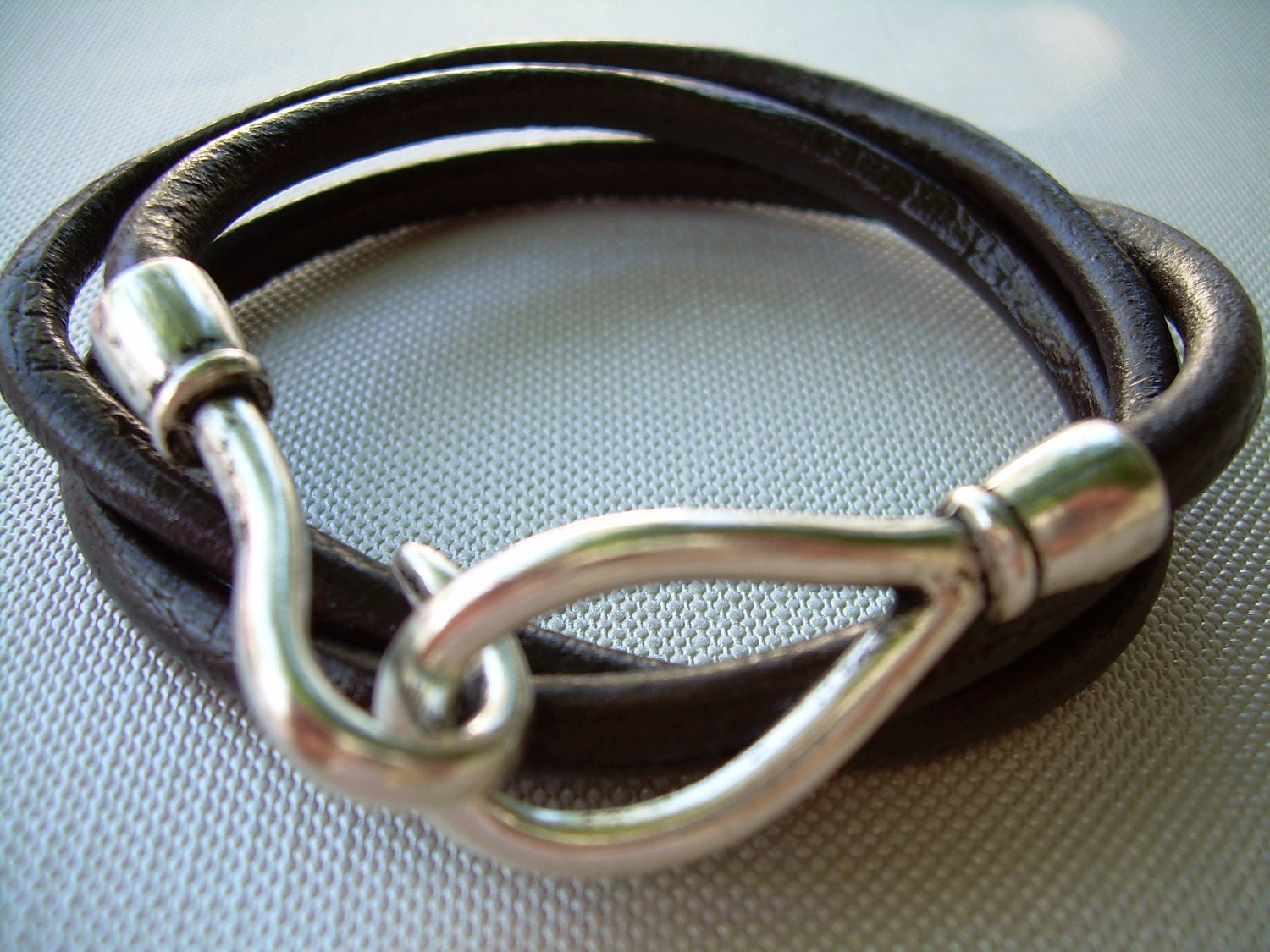 Unisex Mens Womens Leather Triple Wrap Bracelet - Brown Hook Closure Clasp TSB20 Urban Survival Gear USA