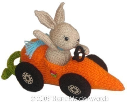 FITTIPALDI Car Carrot PDF Email Crochet PATTERN