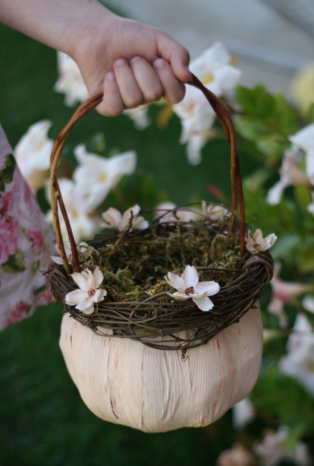 Flower Girl Basket Fall Wedding Pumpkin (item B10552)
