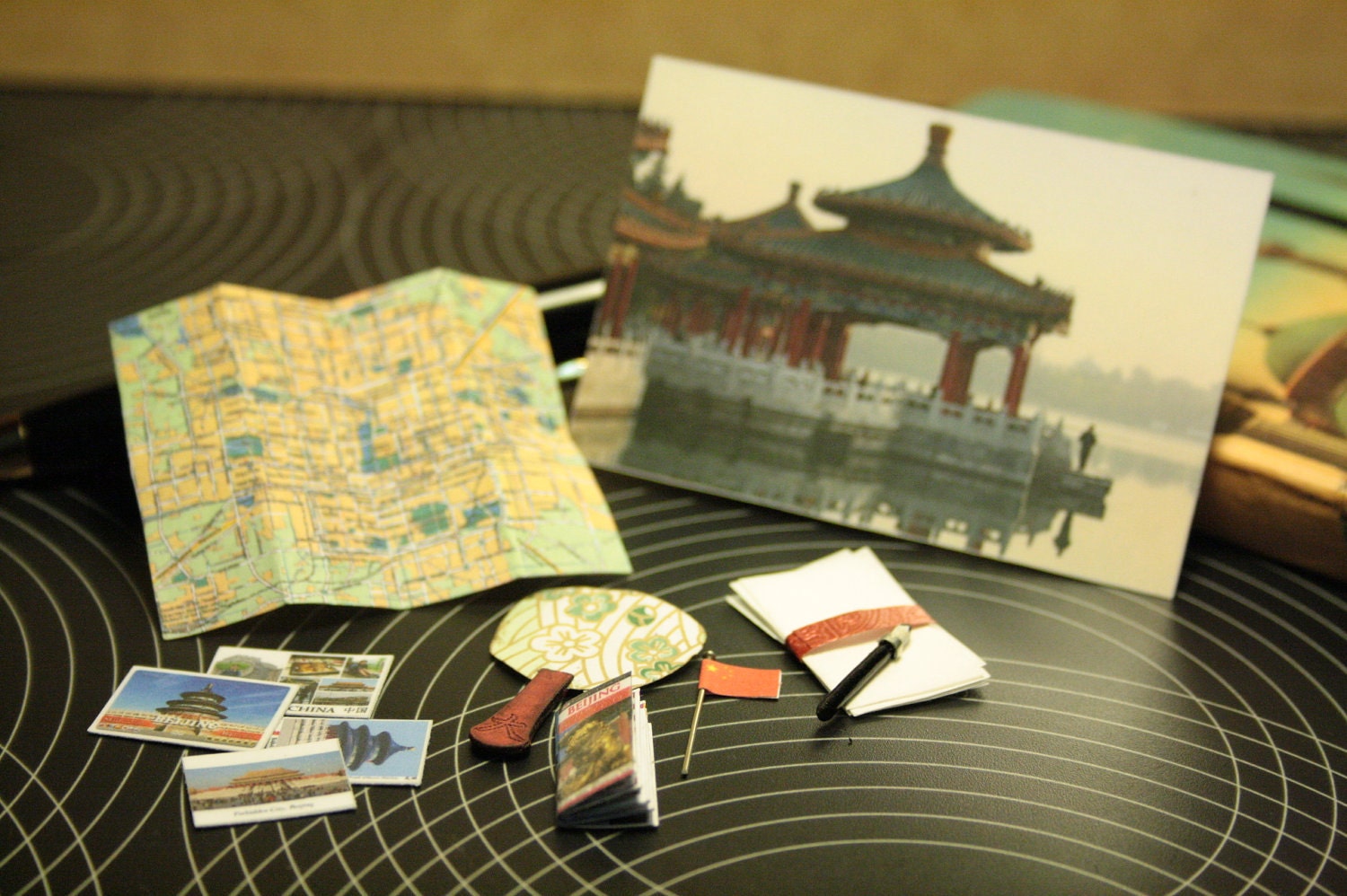 Souvenir set of Beijing, 1/12 dollhouse scale