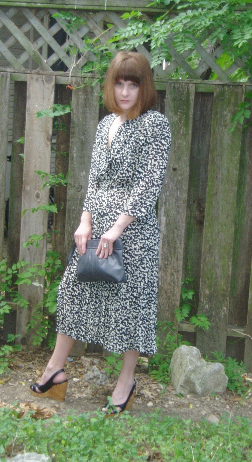 Vintage 1980's POWER dress, animal print by JSJ, size small-medium