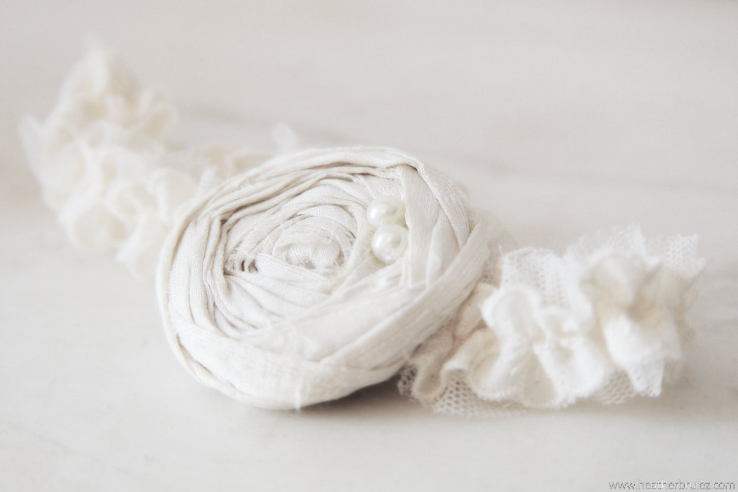 Reserved Single Rose Toss garter with toss (no rose)