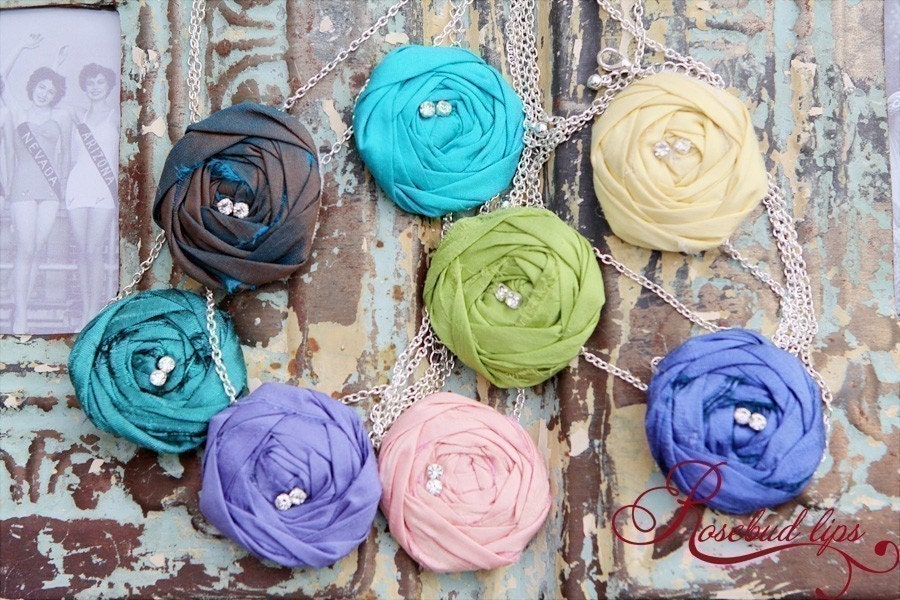 Single Rosebud Necklace- Perfect for bridesmaids or cocktail event