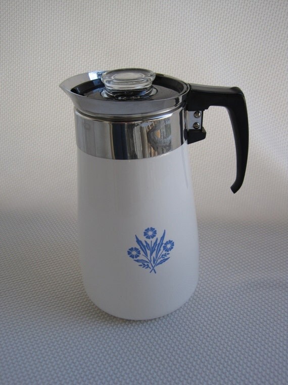 Vintage Corning Ware Cornflower Blue 9 Cup by corrnucopia on Etsy