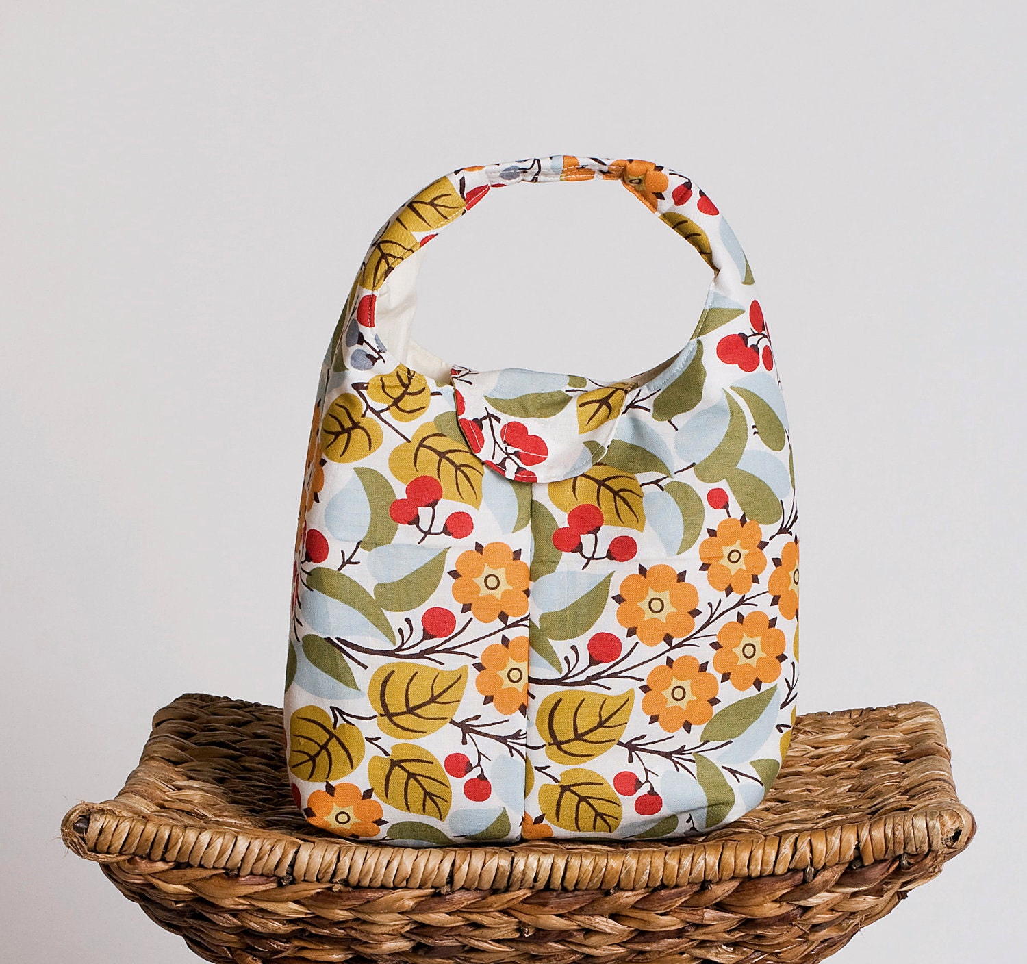 Insulated Lunch Bag - Berry Branches