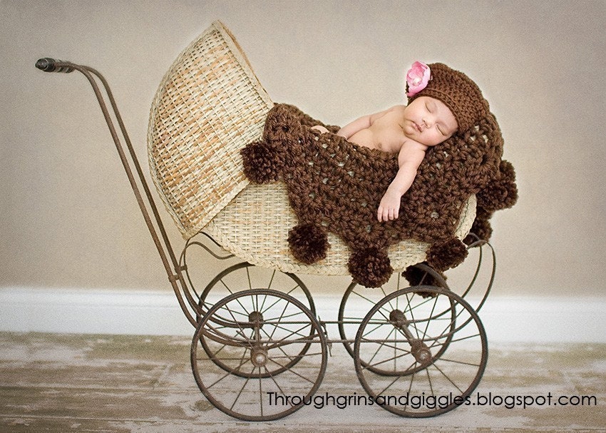 Pom Pom Baby Round Blanket Afghan Brown Photo Prop