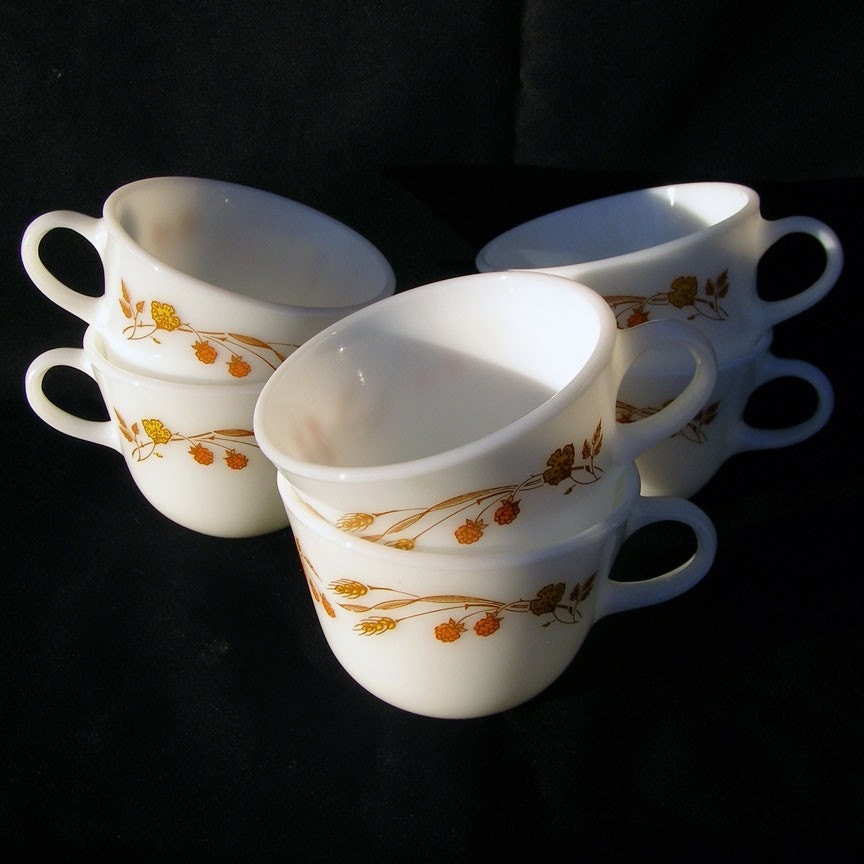 Vintage Set of Six Pyrex Harvest Home Cups