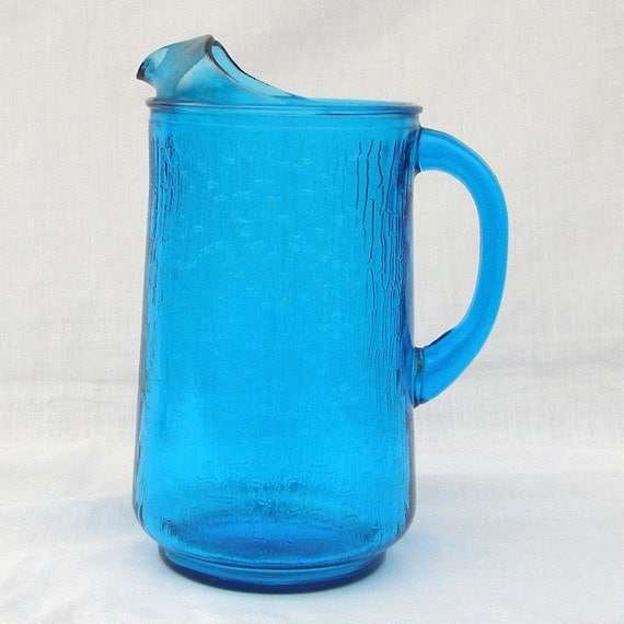 Vintage Anchor Hocking Laser Blue Pagoda Glass by MachoMachismo