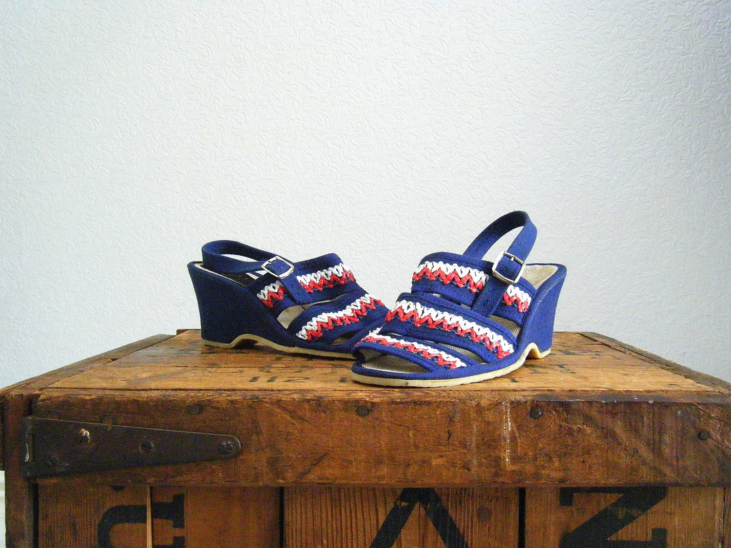 vintage. 70s nautical wedge sandals