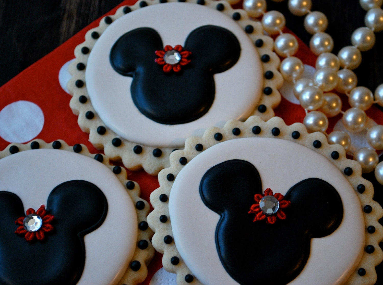 Minnie Mouse Decorated Sugar Cookies (12)