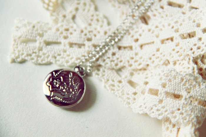 Do You Still Remember - Round Silver Locket - Engraved Floral Design Metal Photo Locket on Silver Plated Chain