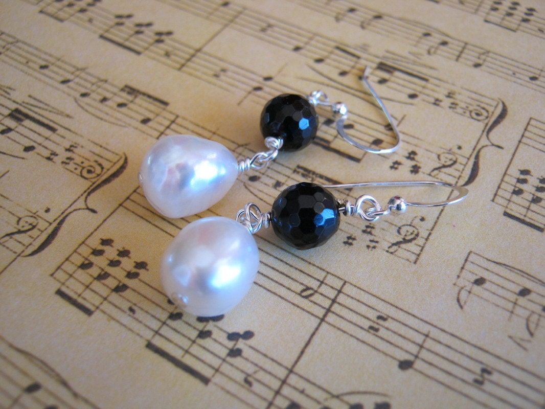 White Pearl Bead Earrings with Black Faceted Agate Bead Sterling Silver Wire FREE SHIPPING USA