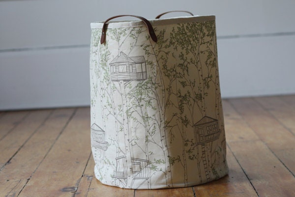 Tree house hamper