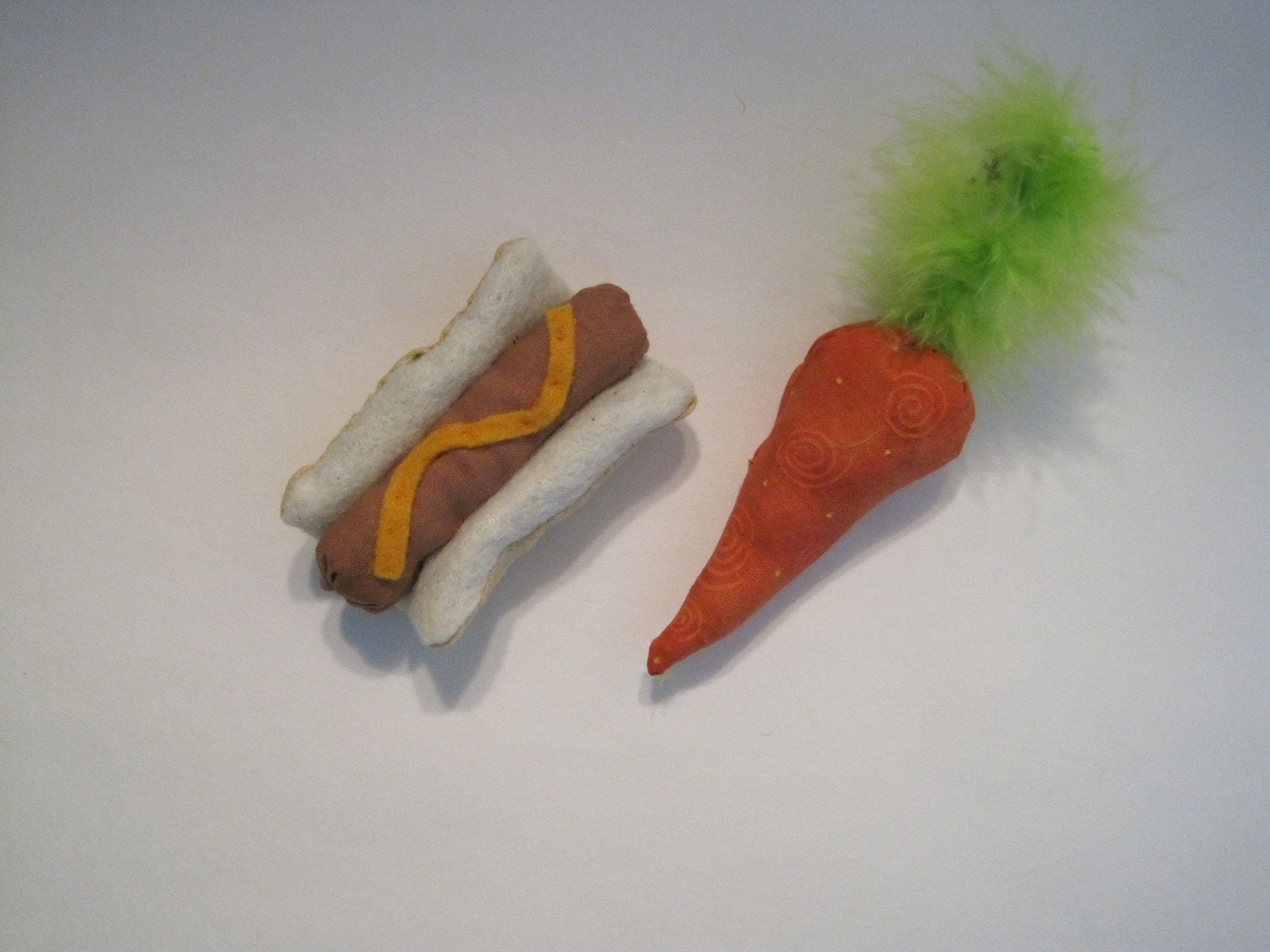 Hotdog and Carrot Cat Toys - Cat Toys Filled with Organic Catnip - CH