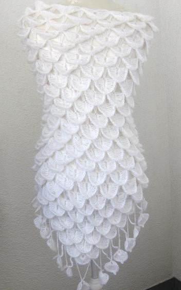White Triangle Shawl, Bridal Shawl XXL, White, Wedding,  Feminine, Cozy, FREE SHIPPING