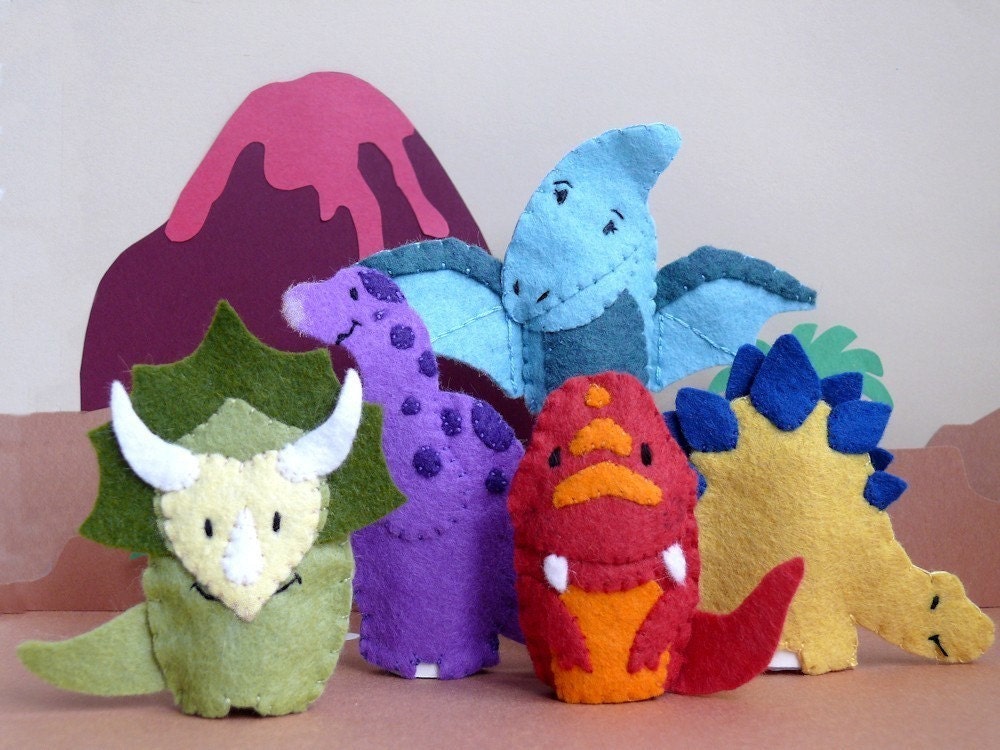 Prehistoric Pals - Five Dinosaur Finger Puppets
