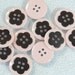 20 Round Flower Buttons Pink/Black Sewing Craft EB133