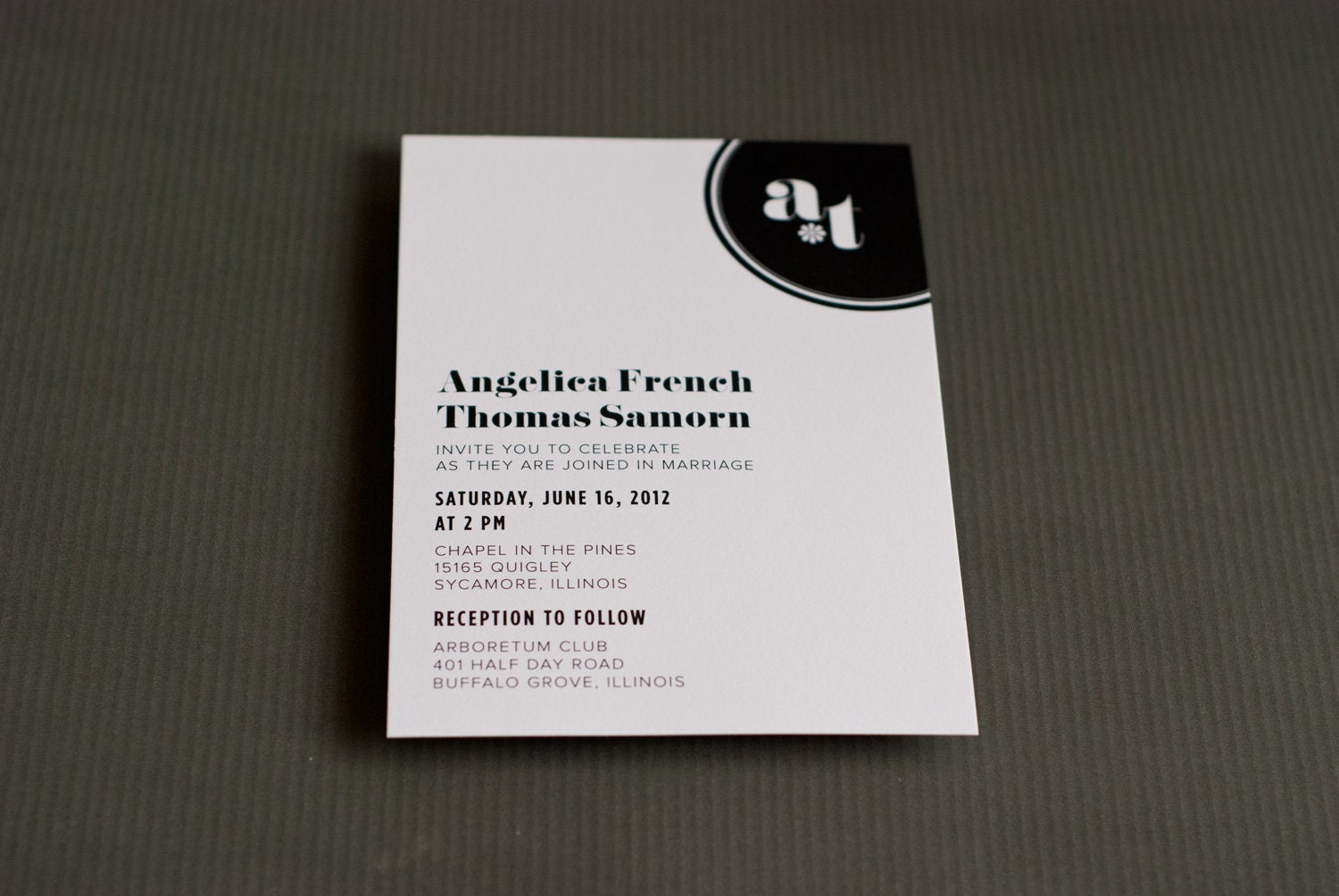 Perfect - graphic black and white wedding invitation with kraft envelopes