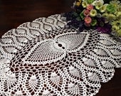 White Oval table topper