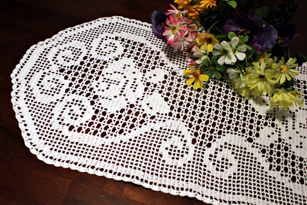 White Oval Crochet Runner