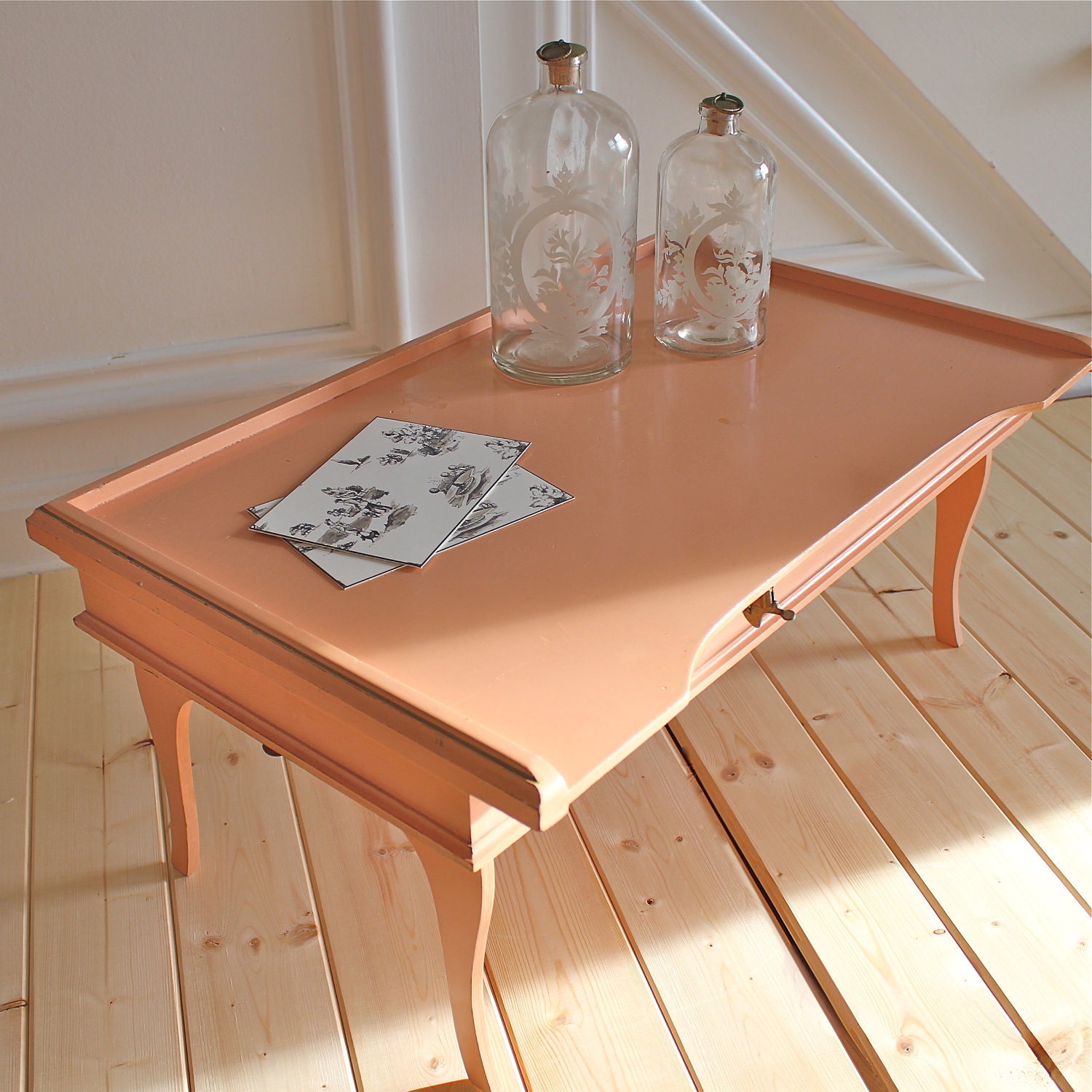 Mamie Eisenhower Pink Writing Lap Tray Desk, 1950s