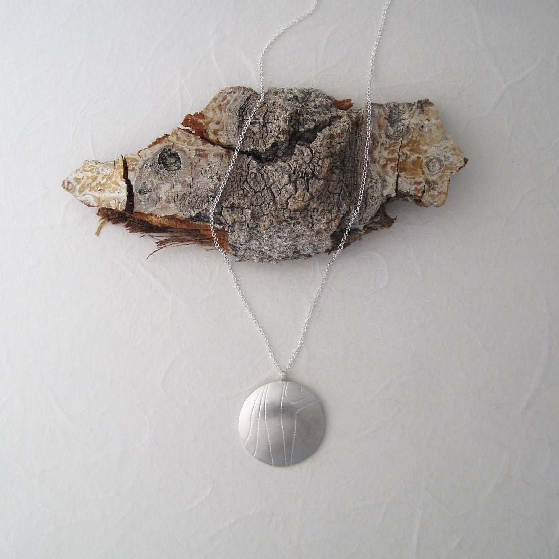 Sterling Silver Faux Bois Pendant Wood Grain Contemporary Rustic Nature Organic Lines Modern Necklace with Chain (N143)