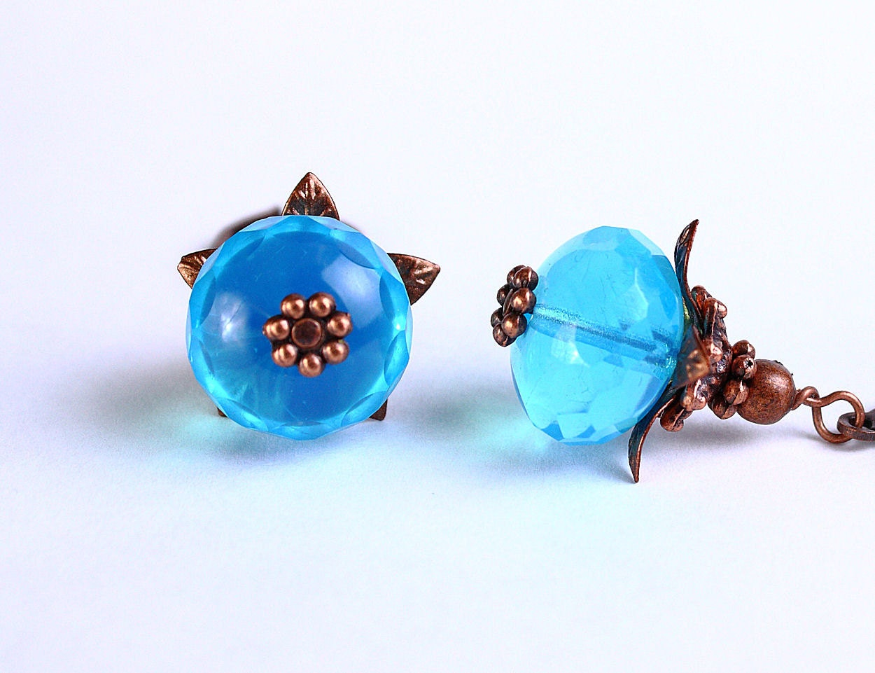 Turquoise Czech glass faceted rondelle with antique copper leverback (359) - Flat rate shipping