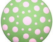 Green With Pink Polka Dot Knobs