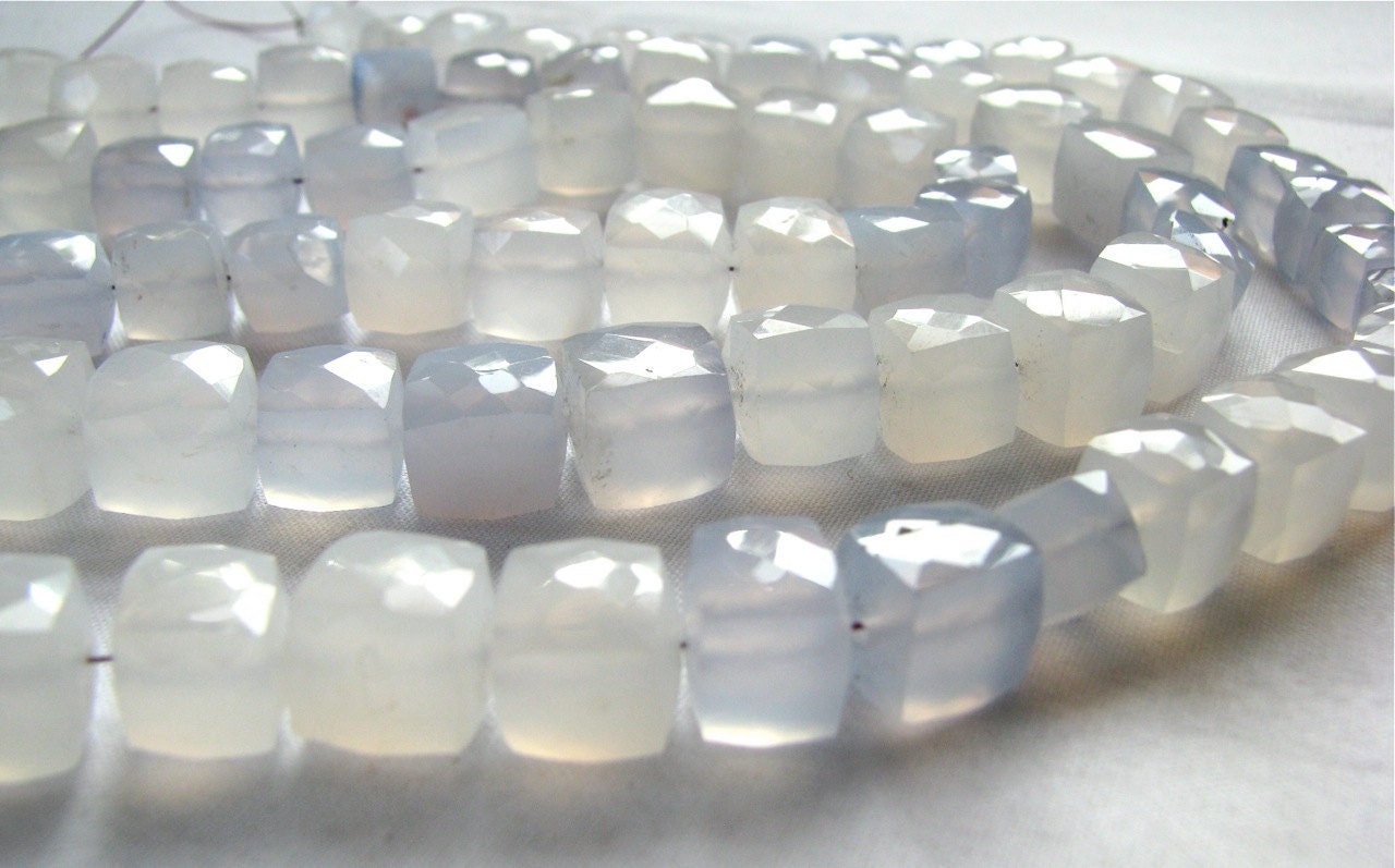 RARE NATURAL German Holly blue Chalcedony faceted cubes, 4.5" inch strand, 13 gemstone beads 8.5mm - 9.5mm