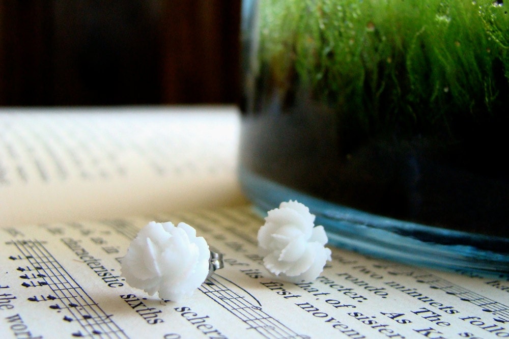 Ruffle Rose Earrings // White