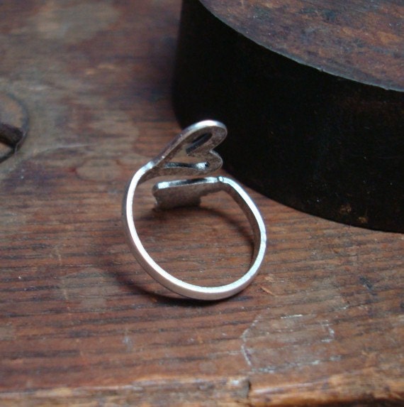 Special Valentine 2fers Offer, STEAMPUNK HEART RING, Gothic Vintage Skeleton Key, Quality Thick Silver Ox Plate On Brass